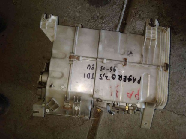 Mitsubishi Pajero Fűtés Box