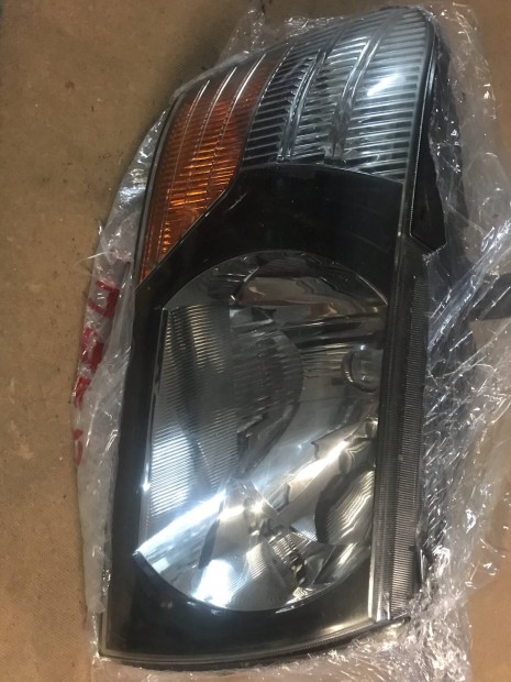 Mitsubishi Pajero III első lámpa