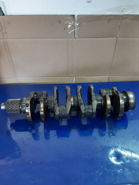 Mitsubishi Pajero II F�tengely