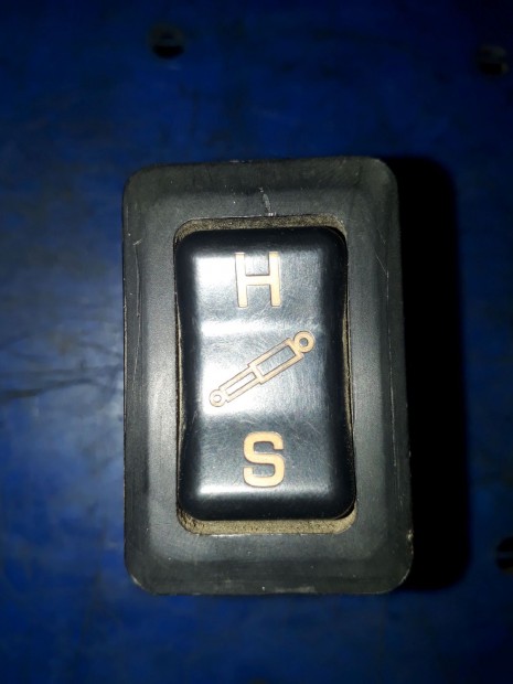 Mitsubishi Pajero II Leng�scsillap�t� Szab�lyz� Kapcsol�