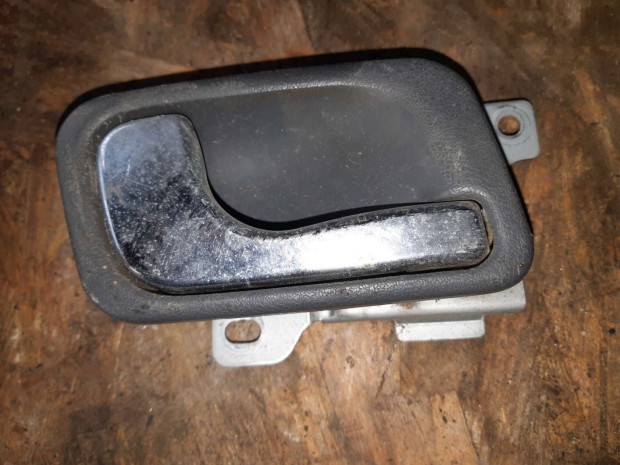 Mitsubishi Pajero Jobb Els� Bels� Ajt�kilincs