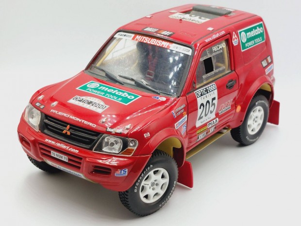 Mitsubishi Pajero Rally Solido 1:18 1/18