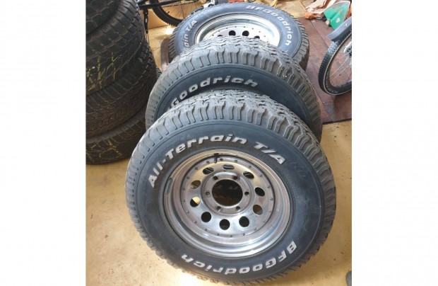 Mitsubishi Pajero USA gyári acélfelni 7JJ/15 ET+16 EXC/USA2 Offroad