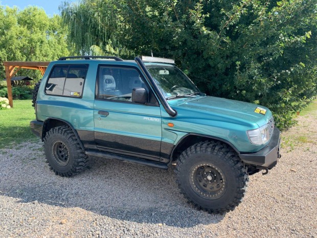 Mitsubishi Pajero V6 3000 benzin feljtva