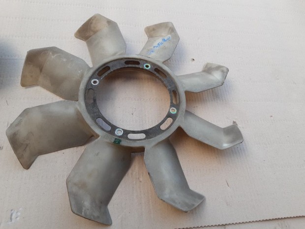 Mitsubishi Pajero (1996-2001)  3.0 V6 Benzin Viszk� Ventil�tor