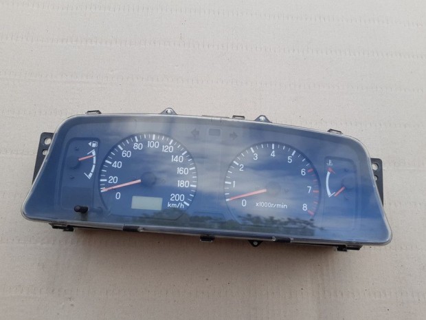 Mitsubishi Pajero (1996-2001)  3.0 V6 Benzin  Kilom�ter�ra