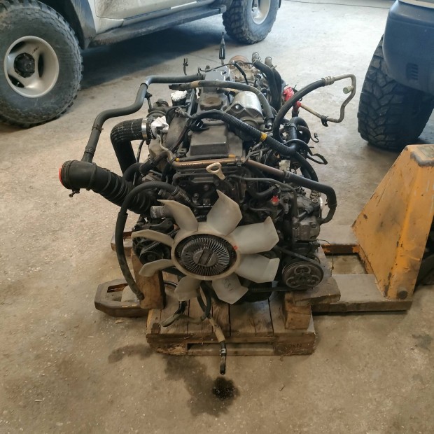 Mitsubishi Pajero, L 200 2.8 TDI motor 