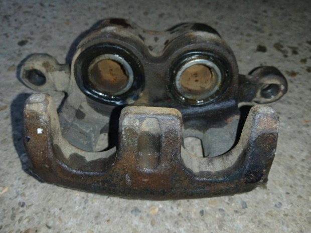 Mitsubishi Pajero alkatr�szek