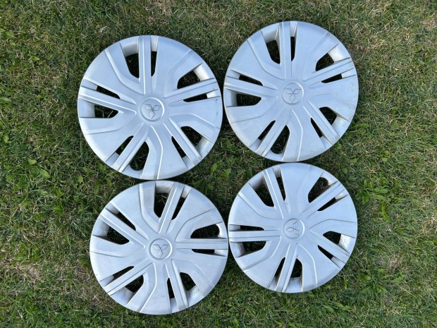 Mitsubishi Space Star gyri dsztrcsa szett