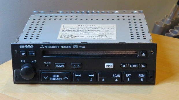 Mitsubishi W142 gy�ri cd r�di� aut�r�di� fejegys�g