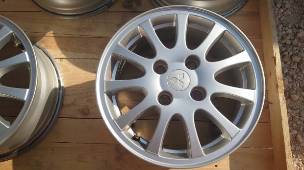 Mitsubishi alufelni 15" 4x114.3