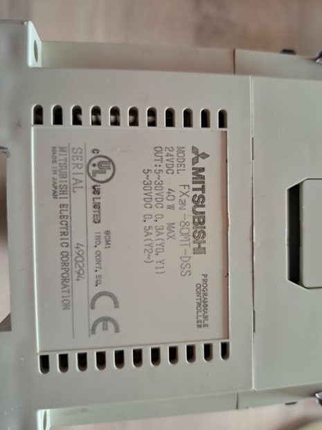 Mitsubishi fx2n-80mt-dss plc