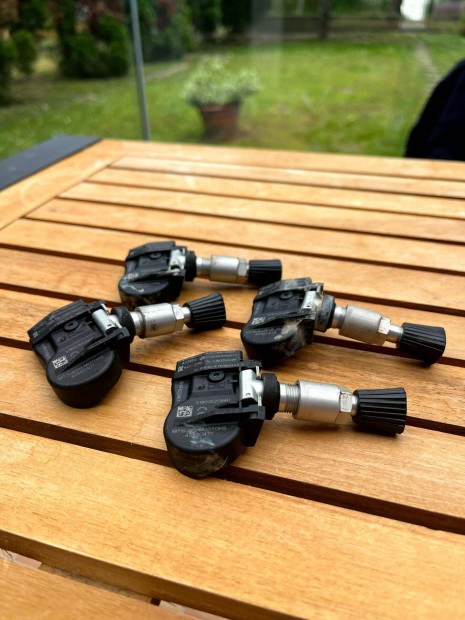 Mitsubishi guminyomás ellenőrző rendszer tpms szenzor szett