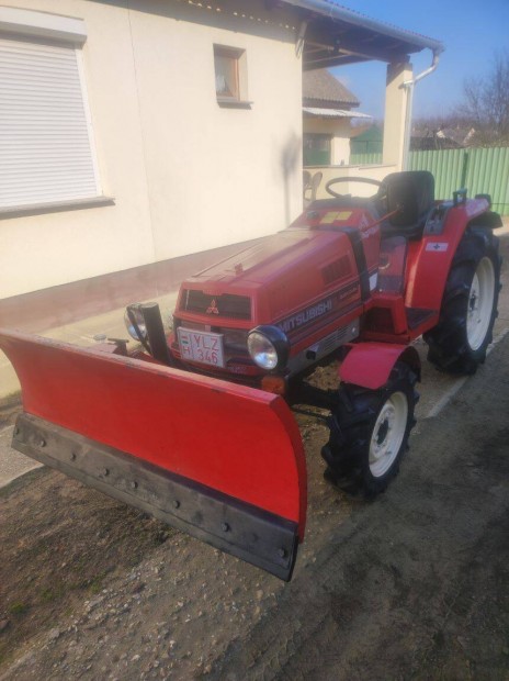 Mitsubishi mtx24 Jap�n kistraktor traktor alkatr�szei elad�