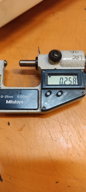 Mitutoyo, digitlis mikromter 0-25 (hibs)