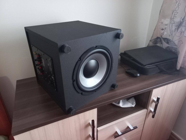 Mivoc sw 1000 AII 200W teljestmny aktv subwoofer jelenleg hibsan