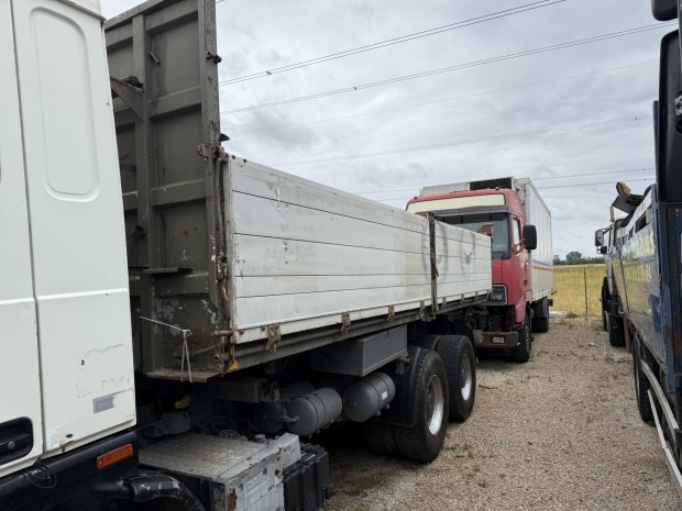Mixer, multilift, billencs, daru stb felépítmények