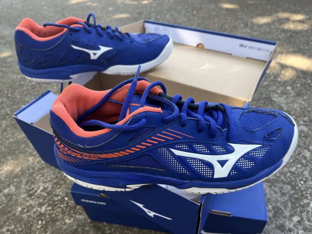 Mizuno Lightning Star Z4Jr 38,5 sportcip elad.