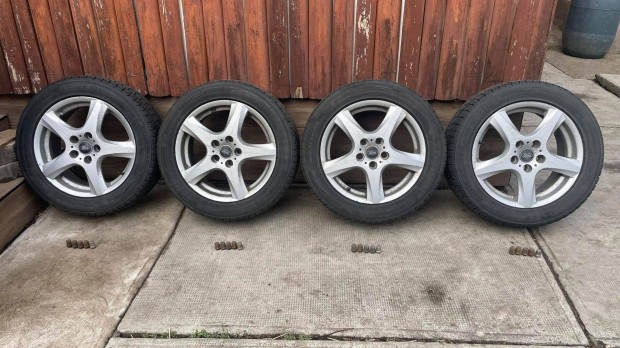 Mk2 Ford Focus 16"-os alufelni tligumival