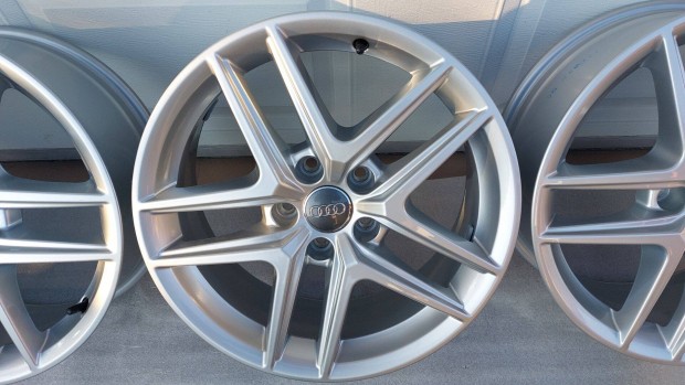 Mmm Gyári,Audi A4 B9 Allroad 17" alufelni