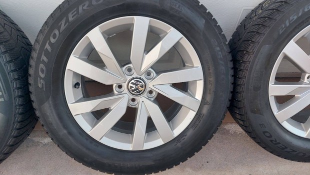 Mmm Gyári VW Passat B8 3G-3C/Aragon/16" alufelni Téli gumikkal