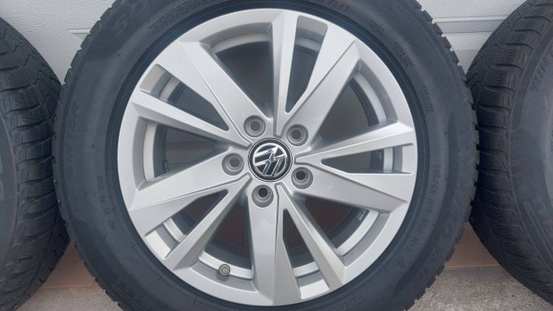 Mmm Gyri ,Vw Touran 16" 5T /Karlstad/ alufelni tli gumik