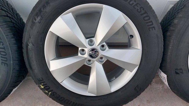 Mmm Gyári ,új szerű Skoda Kodiaq-Karoq 17 alufelni ,téli gumi 5x112