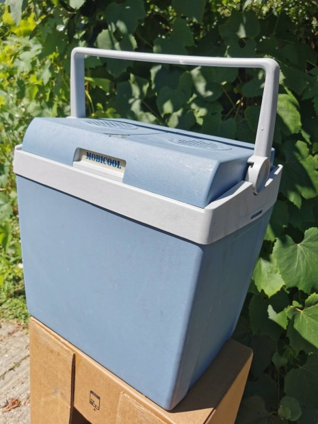 Mobicool elektromos hűtőtáska