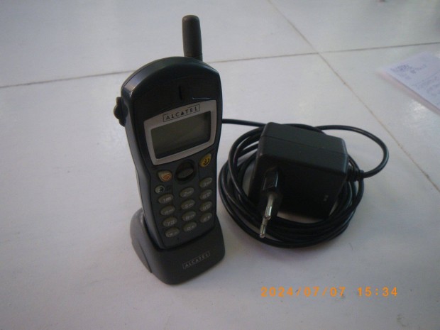 Mobiltelefon Alcatel Gyjti darab elad