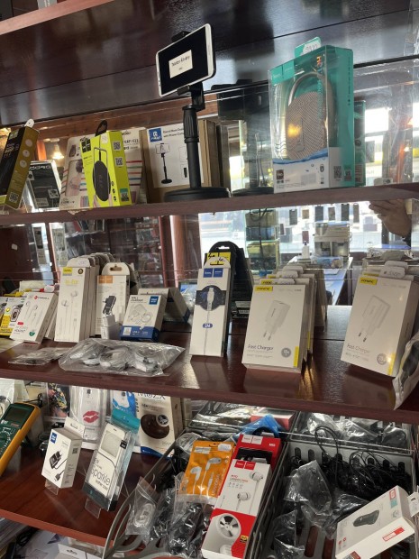 Mobiltelefonos üzlet szeged belvárosában eladó