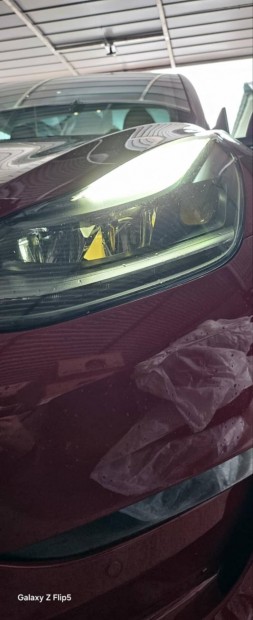 Model 3 Mtrix led bal oldali fnyszr 