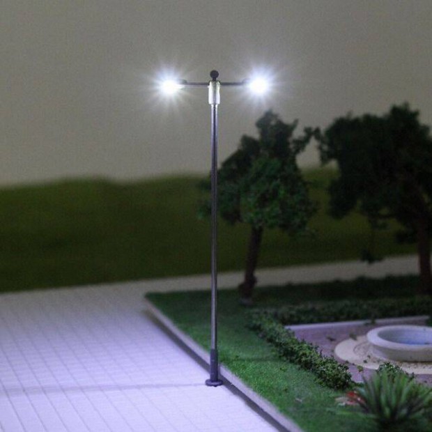 Modell Lmpa Makett - LED-es! - 8cm / H0 HO OO S