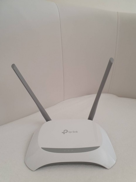 Modell:TL-WR840N Router