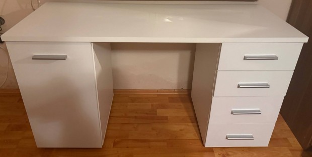 Modern Feh�r �r�asztal, Sok T�rol�hellyel, Fi�kokkal �s Szekr�nnyel