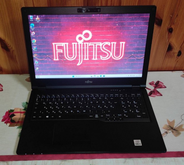 Modern zleti kategris Laptop Win11 Op rendszerrel Teleptve!