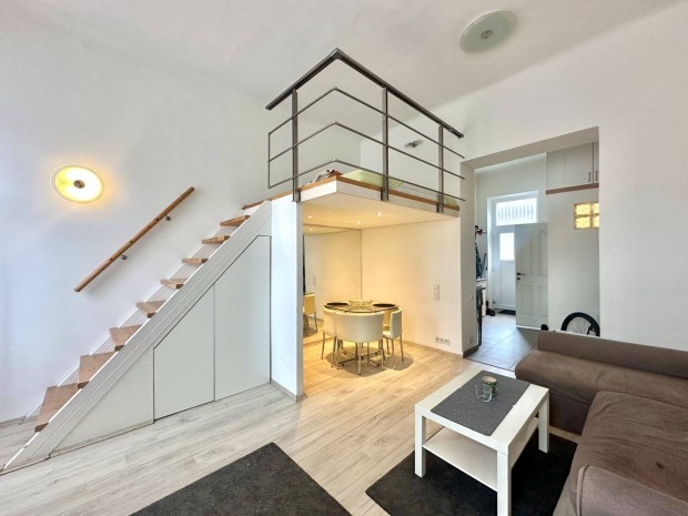 Modern, Galris Laks