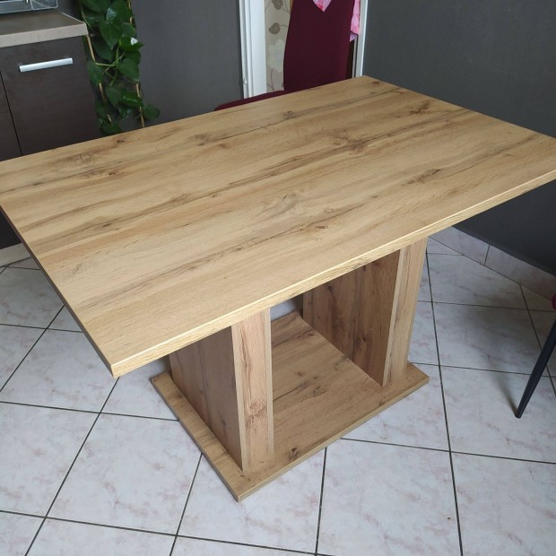Modern tkez asztal