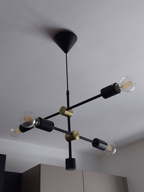 Modern függeszték lámpa eladó