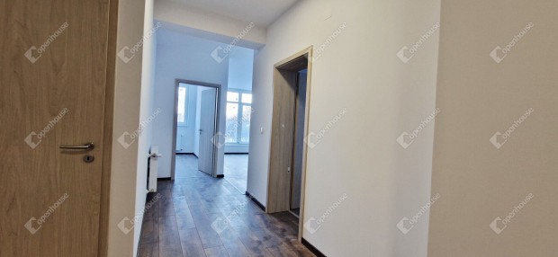 Modern otthonok a min�s�g jegy�ben Di�sgy�r sz�v�ben!