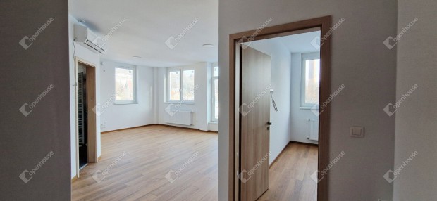 Modern otthonok a min�s�g jegy�ben Di�sgy�r sz�v�ben!