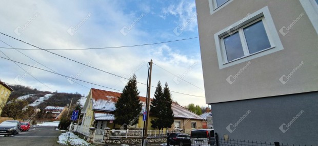 Modern otthonok a min�s�g jegy�ben Di�sgy�r sz�v�ben!