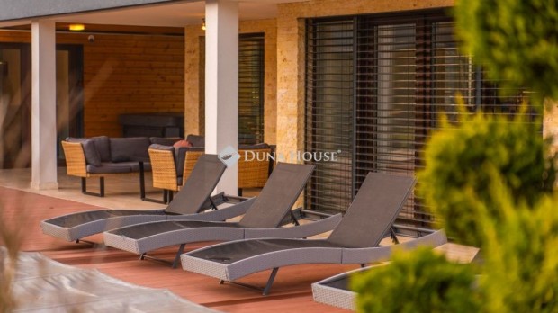 Mogyor�di elad� 416 nm-es h�z