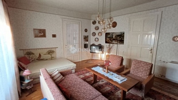 Moh�csi 115 nm-es h�z elad�