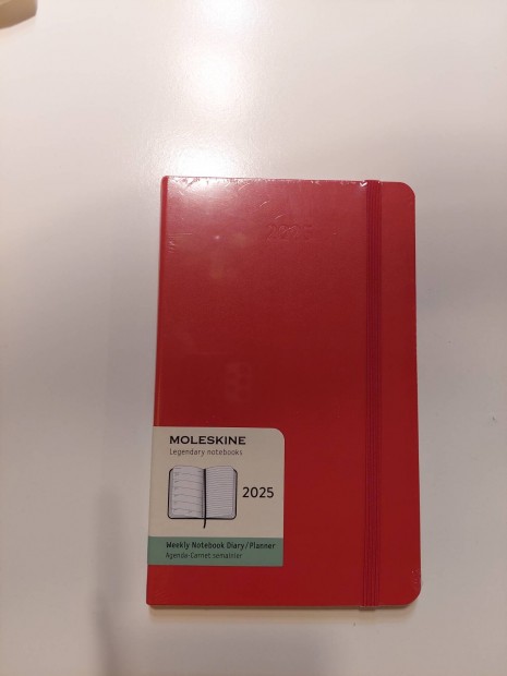 Moleskine Hatridnapl 2025