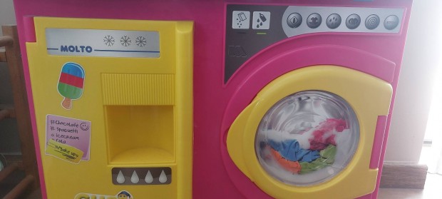 Molto gyerekkonyha szép állapotban eladó