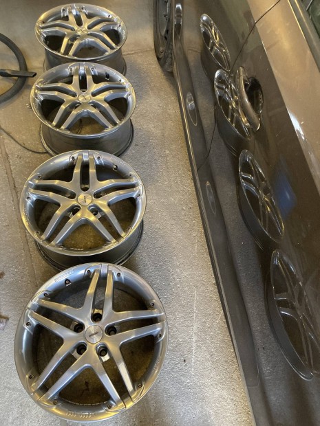 Momo 17es alufelni garnitura vw audi seat mercedes bbs oz
