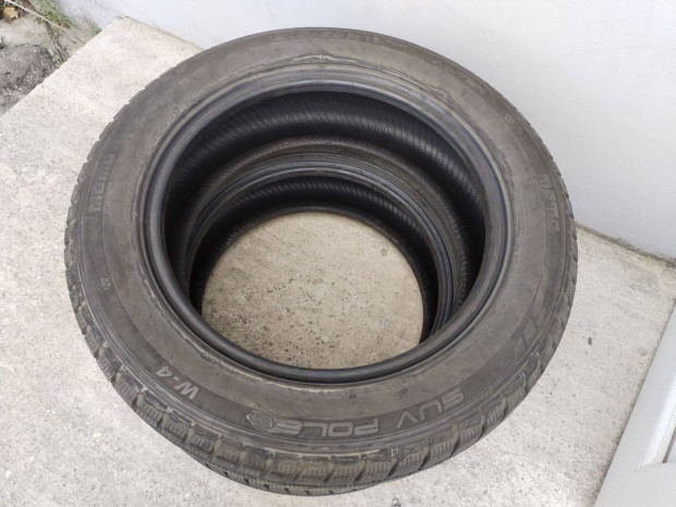Momo 215/60 R 17 hasznlt tli autgumi 2 db 7 mm
