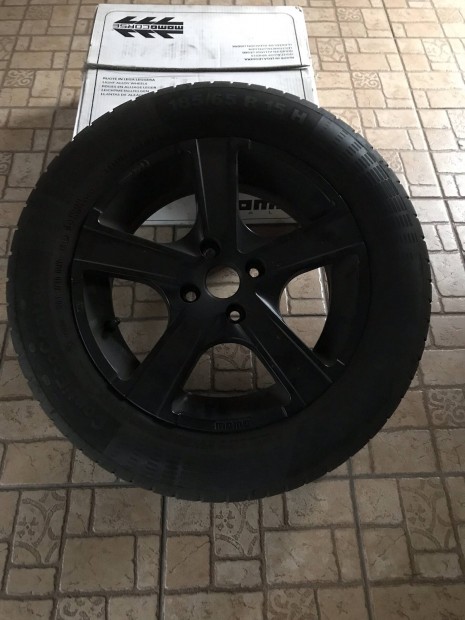 Momo alufelni 15"