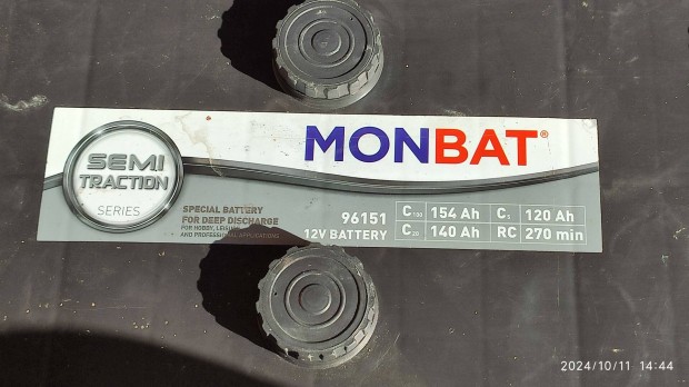 Monbat 12V 140Ah munka akkumultor