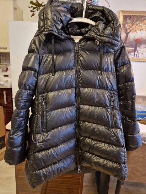 Moncler Suyen akci